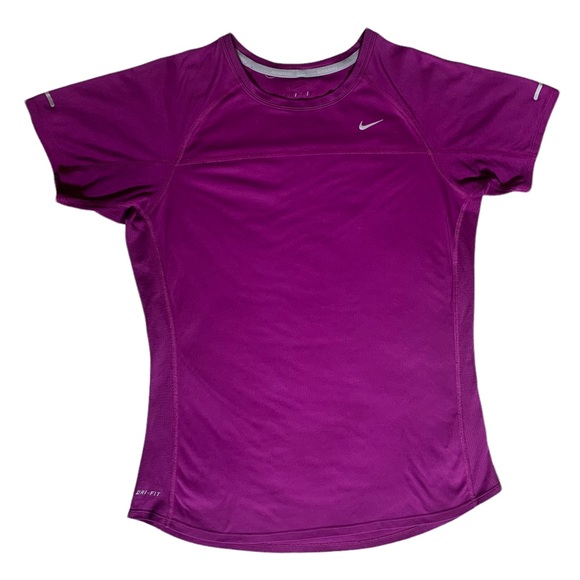 Nike Dri-Fit Miler Purple T-shirt - Picture 16 of 16